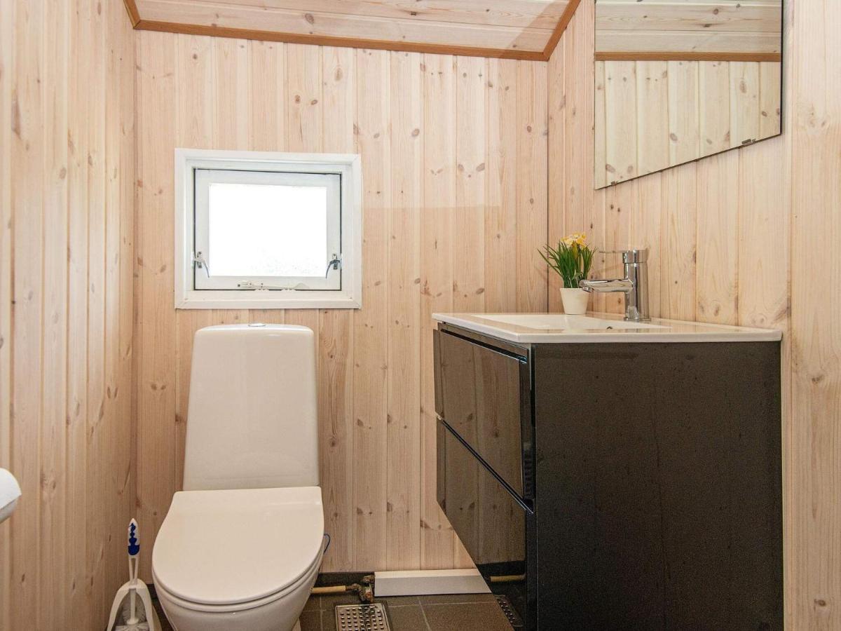 8 Person Holiday Home In Hejls Exterior foto